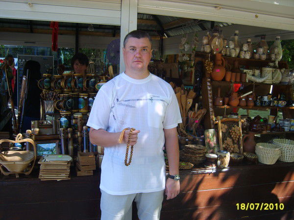 Владимир Бухаров