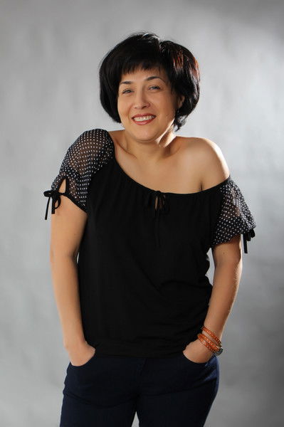 Люба Алекберова