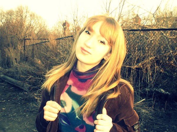 Настя Попова