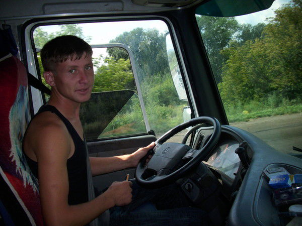 Александр Сапаргалиев