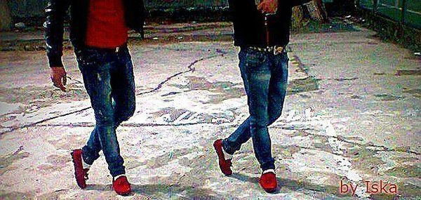 Неизвестно Неизвестно