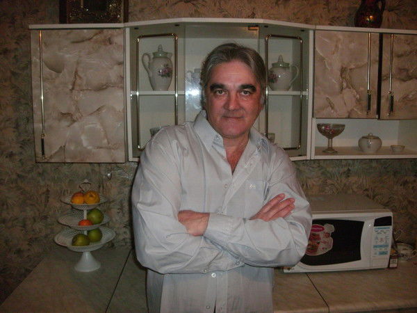 Владислав Анаглы