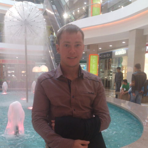 Максим Селезнёв