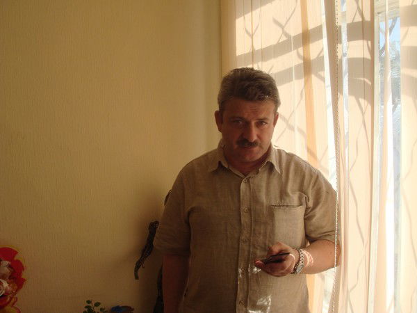 Михаил Новоселов