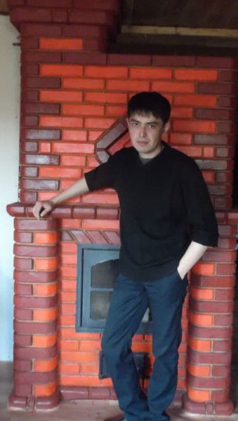 Александр Бардаханов