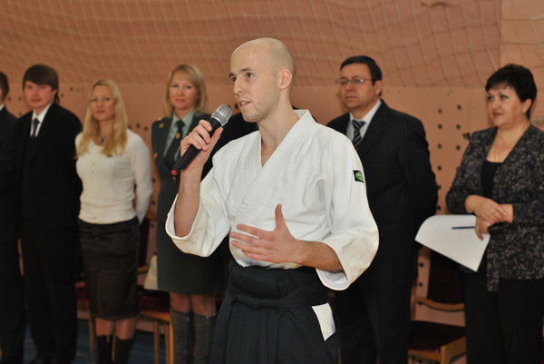 Олег Никифоров