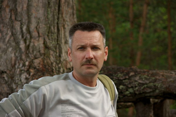 Олег Молчанов