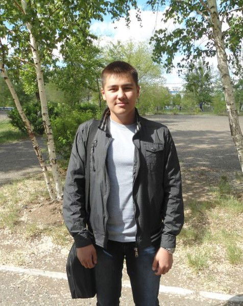 Рустам Макижанов