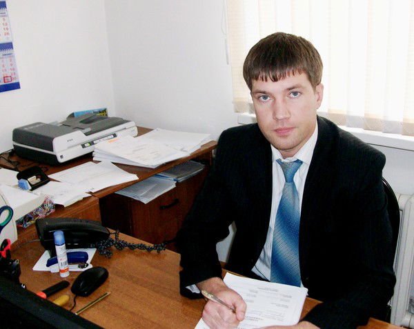 Владимир Костырев