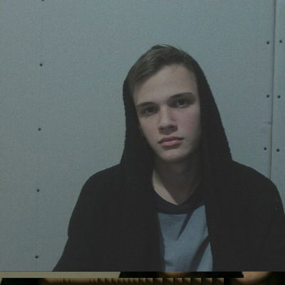 Максим Ройзман