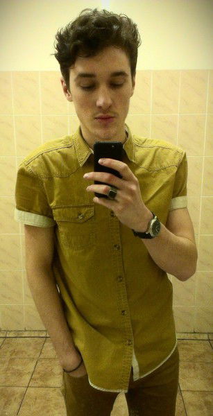 Андрей Назаров