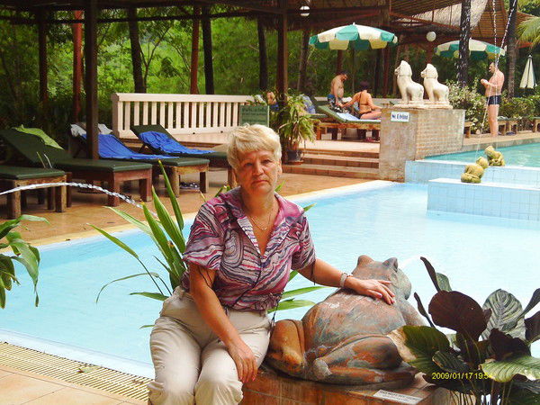 Мира Лопатина