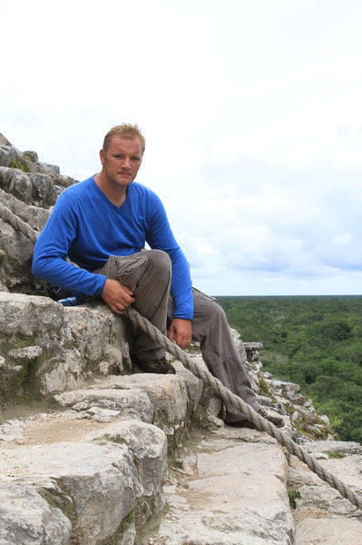 Виктор Деев