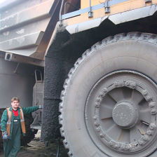 Игорь Николаев