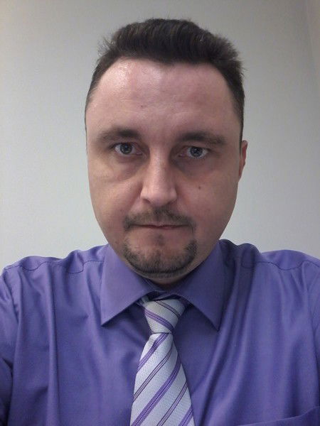 Денис Тютюнников