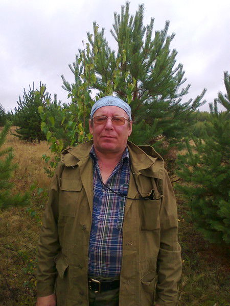 Анатолий Садаков