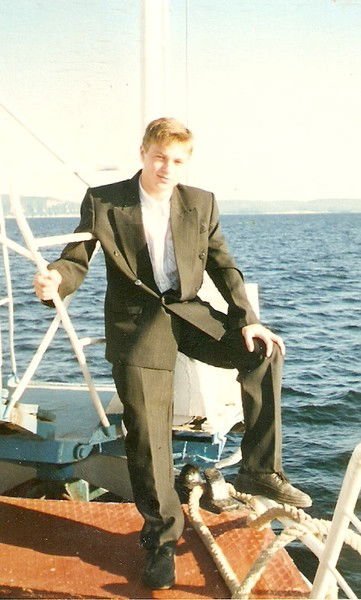 Андрей Юров