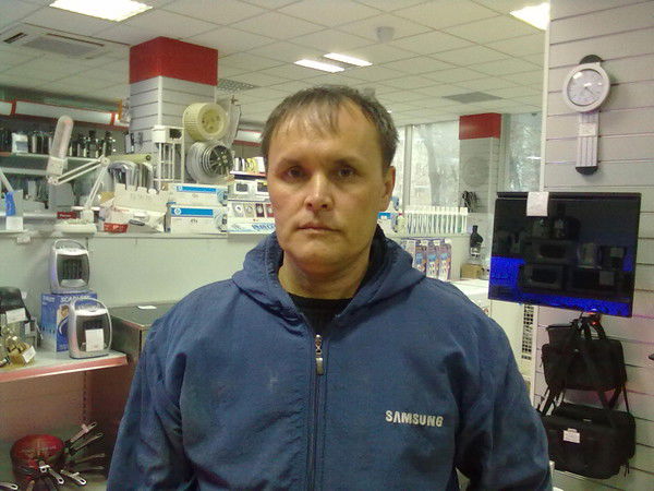 Маджид Азизв