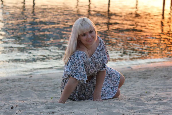 Яна Резниченко