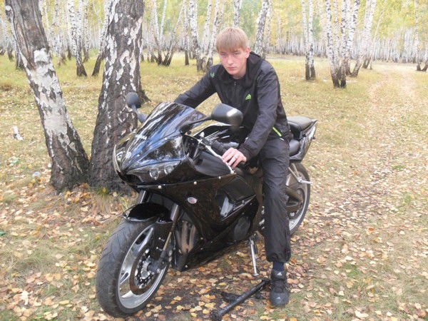 Максим Белоглазов