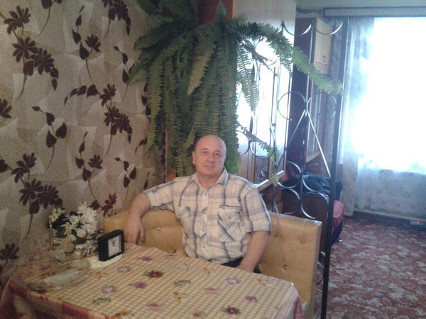 Александр Учаев