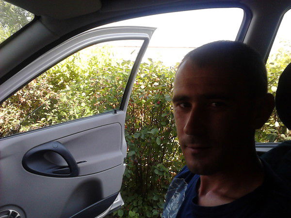 Александр Титов