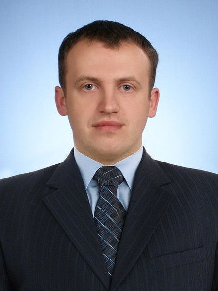 Юрий Иванов