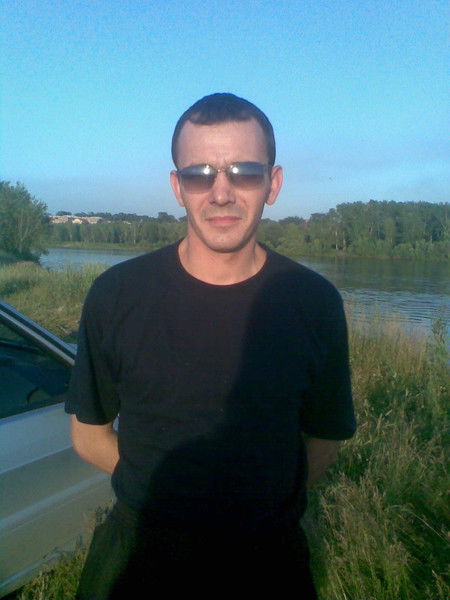 Александр Лозовский