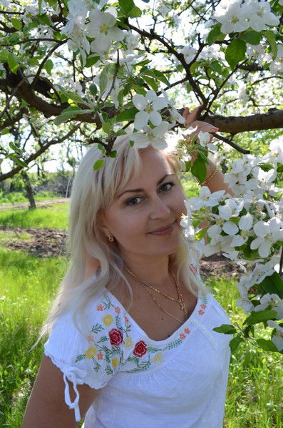 Юлия Лещенко