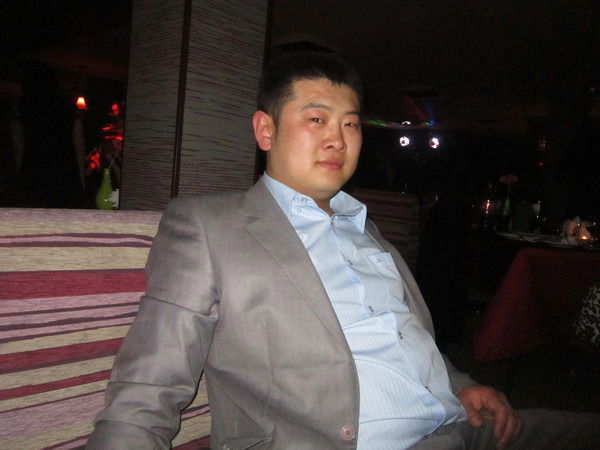 Дмитрий Карабаев