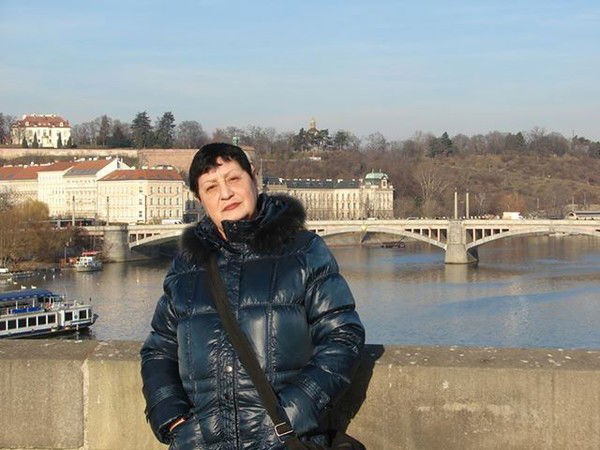 Елена Стрельникова