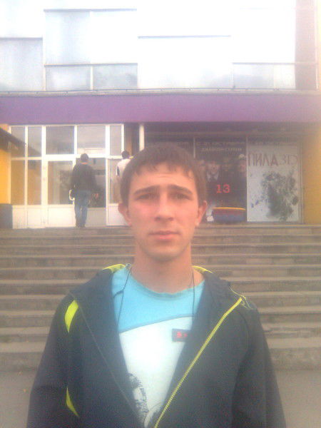 Антон Антипин