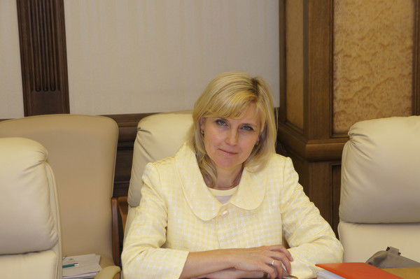 Елена Островская