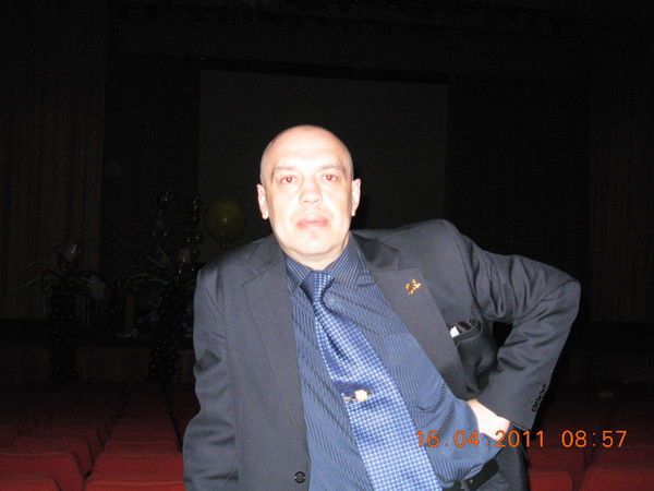 Константин Красн