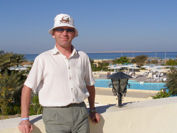 Эдуард Белов