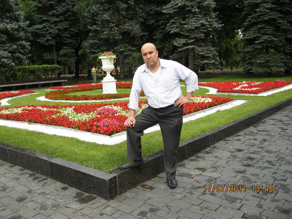 Хуршед Орипов