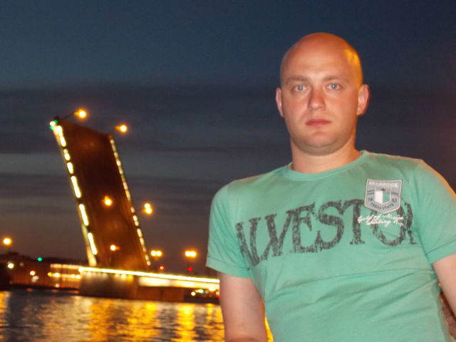 Акулёнок Виталий