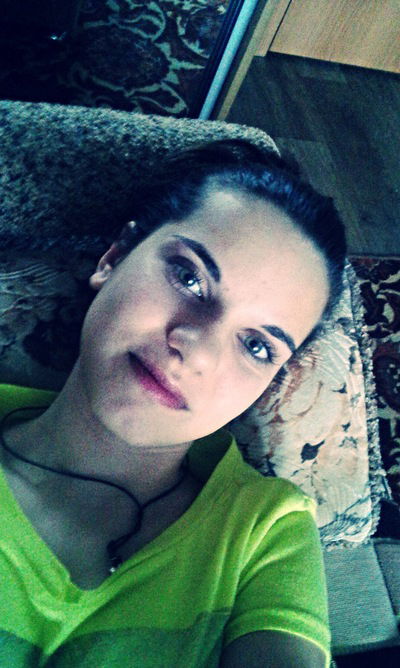 Лена Кузнецова