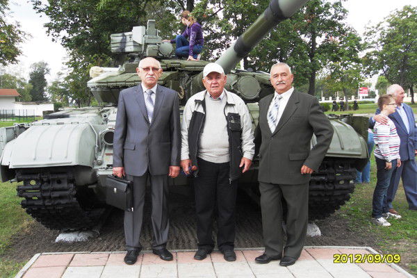 Владимир Карнаух