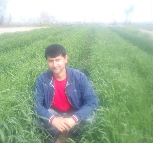 Илхом Давлатов