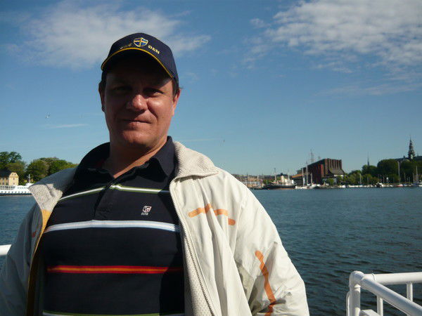 Максим Латышев