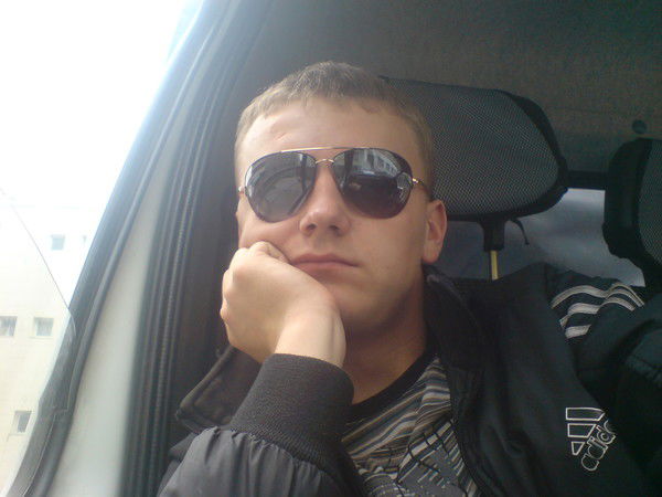 Толя Анищук