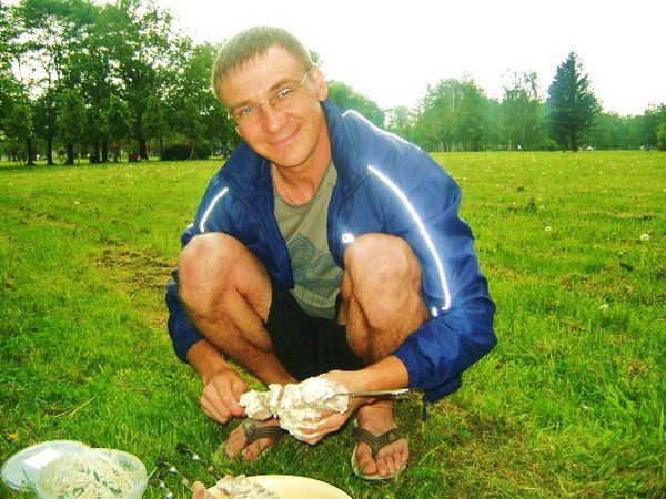 Максим Дихтяренко