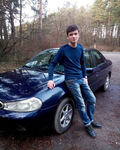 Паша Карпов