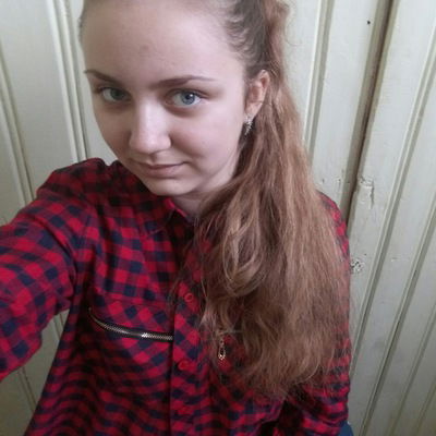 Анна Пустошилова