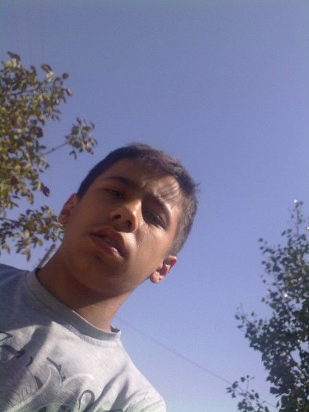 Парвиз Бобоев