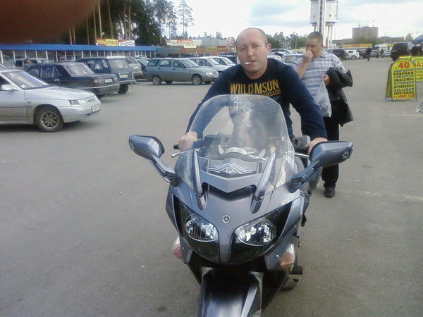 Максим Олейнечук