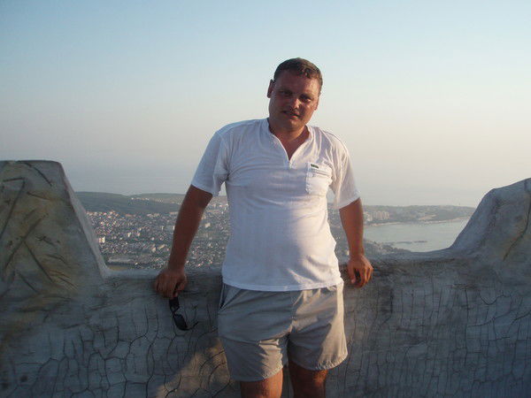 Максим Кузнецов