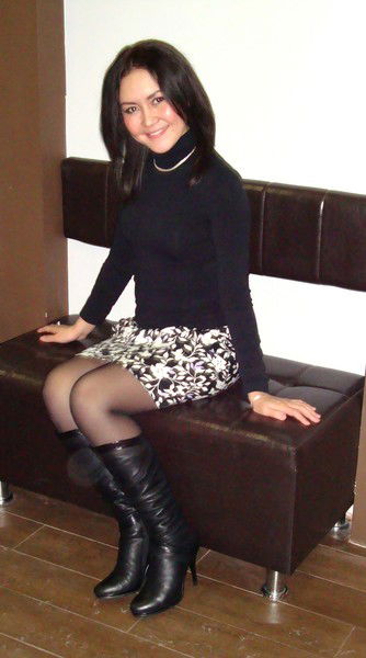 Елена Максимова