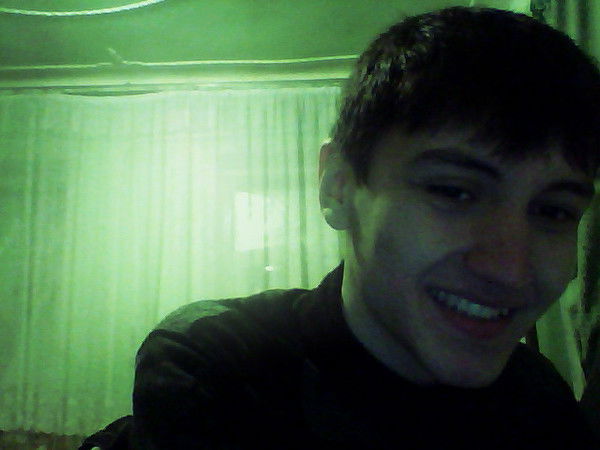 Ислам Апажев